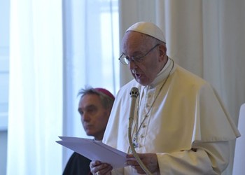 Pope: ‘Catholic education gives soul to world’ IMAGE
