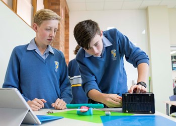 St Joseph’s Lochinvar compete in Science and Engineering Challenge  IMAGE