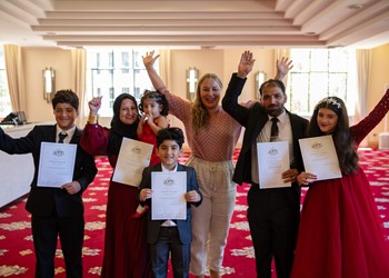 Refugee Hub clients become Australian citizens  IMAGE