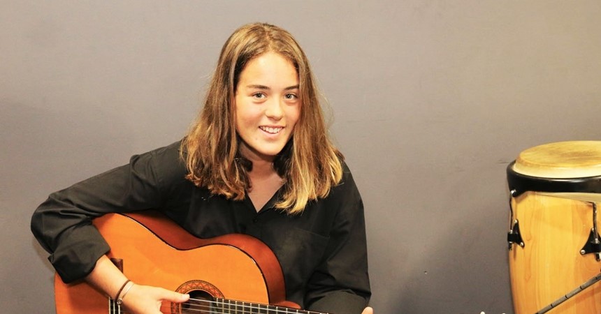 St Pius X student strums her way to Nashville IMAGE