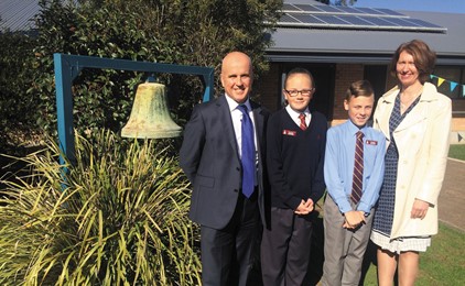 Minister for Education learns much from his visit to St James' Muswellbrook IMAGE