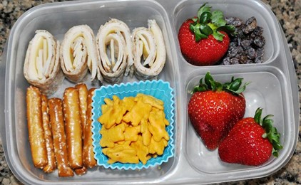 Zero waste lunch boxes IMAGE