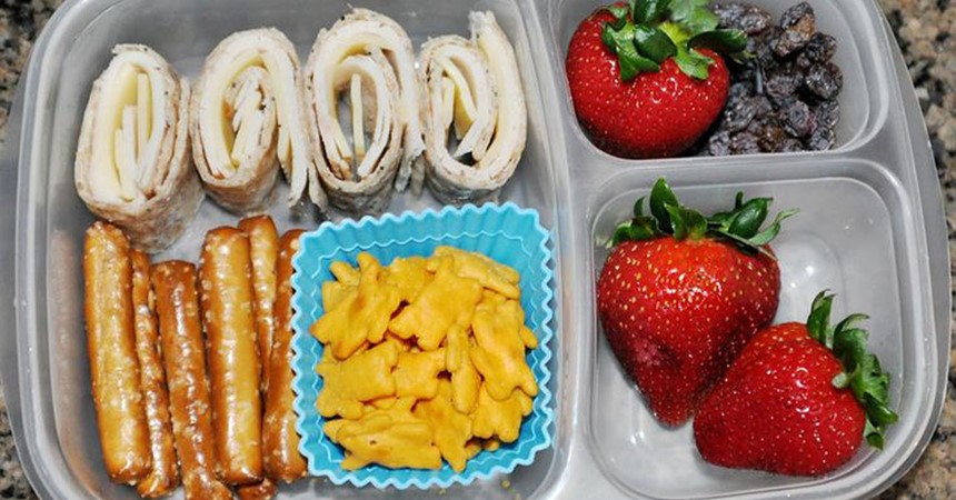 Zero waste lunch boxes IMAGE