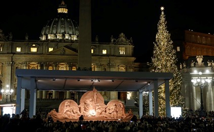 Vatican unveils sand Nativity IMAGE
