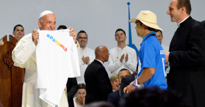 Pope Francis flies into Panama for World Youth Day 2019 IMAGE