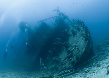 Ship wrecks and close calls with cannibals IMAGE
