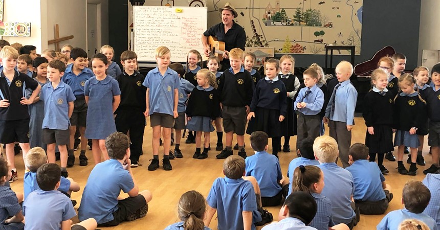 Musical star visits St Mary’s Scone IMAGE