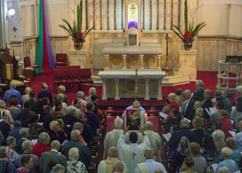 LITURGY MATTERS: Reflecting on the Gathering Song at Mass IMAGE
