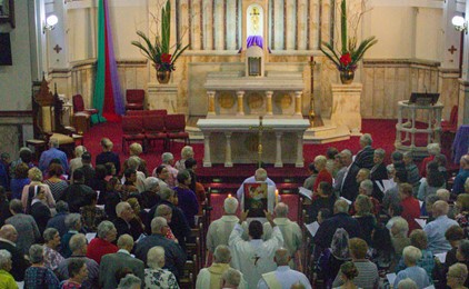 LITURGY MATTERS: Reflecting on the Gathering Song at Mass IMAGE